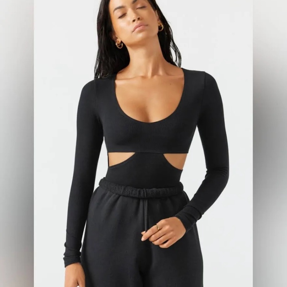 Joah Brown Black Cut-Out top